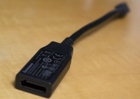 レノボ・ジャパン Mini DisplayPort - HDMIアダプターを使用