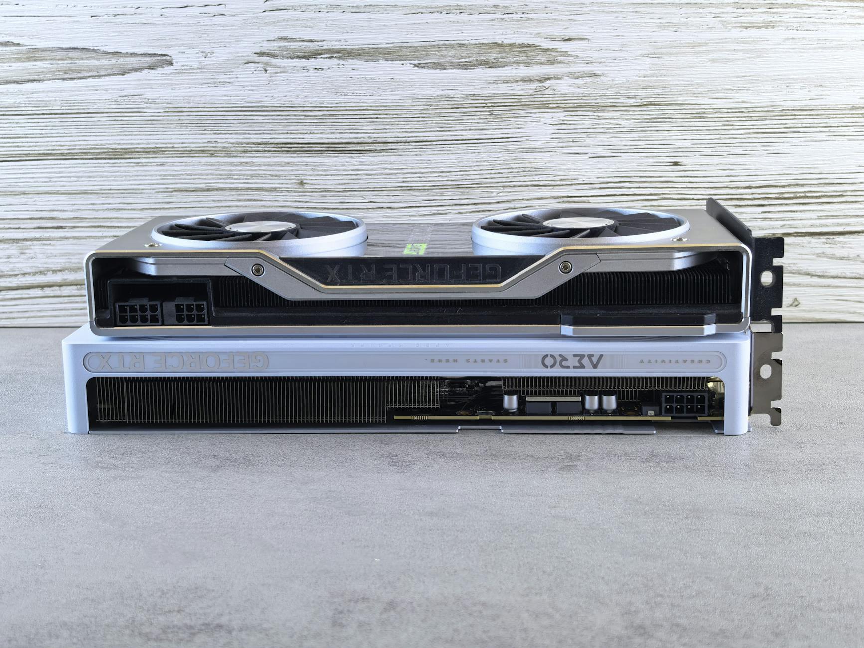 RTX3050とGTX1650の性能比較